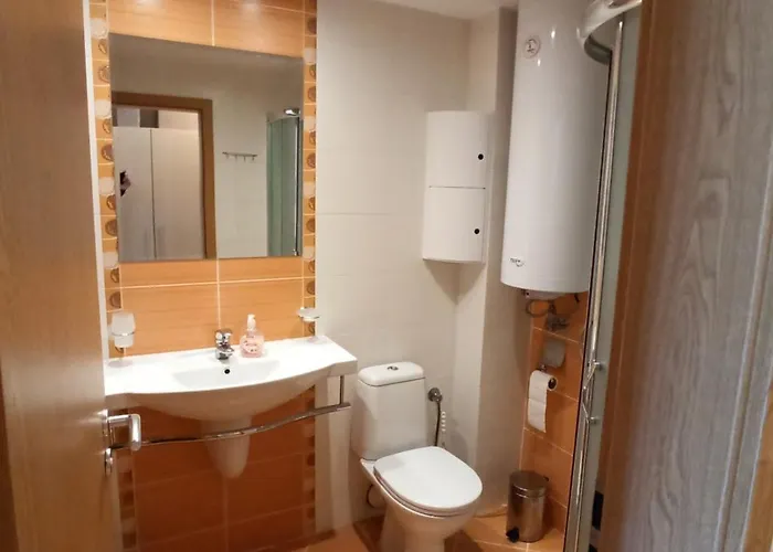 River Park Apartment *